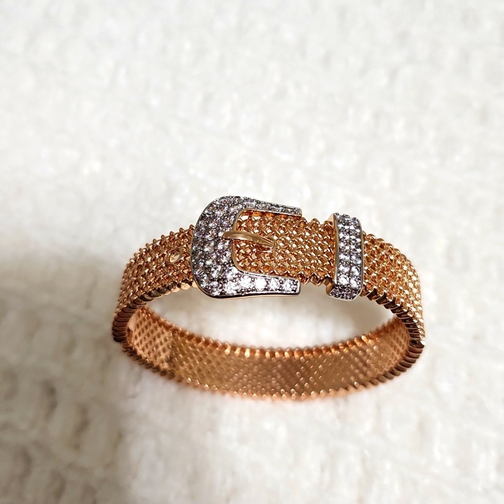 Rose gold bracelet